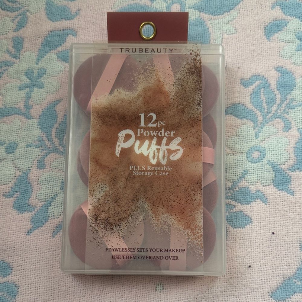 NWT Trye Beauty  12-pc Powder Puffs Set - Pink